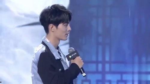 肖战重庆爆料最新,揭秘明星幕后生活点滴